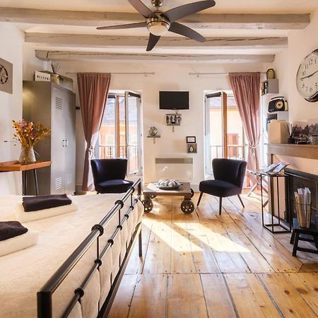 Au Grey D'Annecy, Studio Cosy Au Coeur De La Ville Bagian luar foto