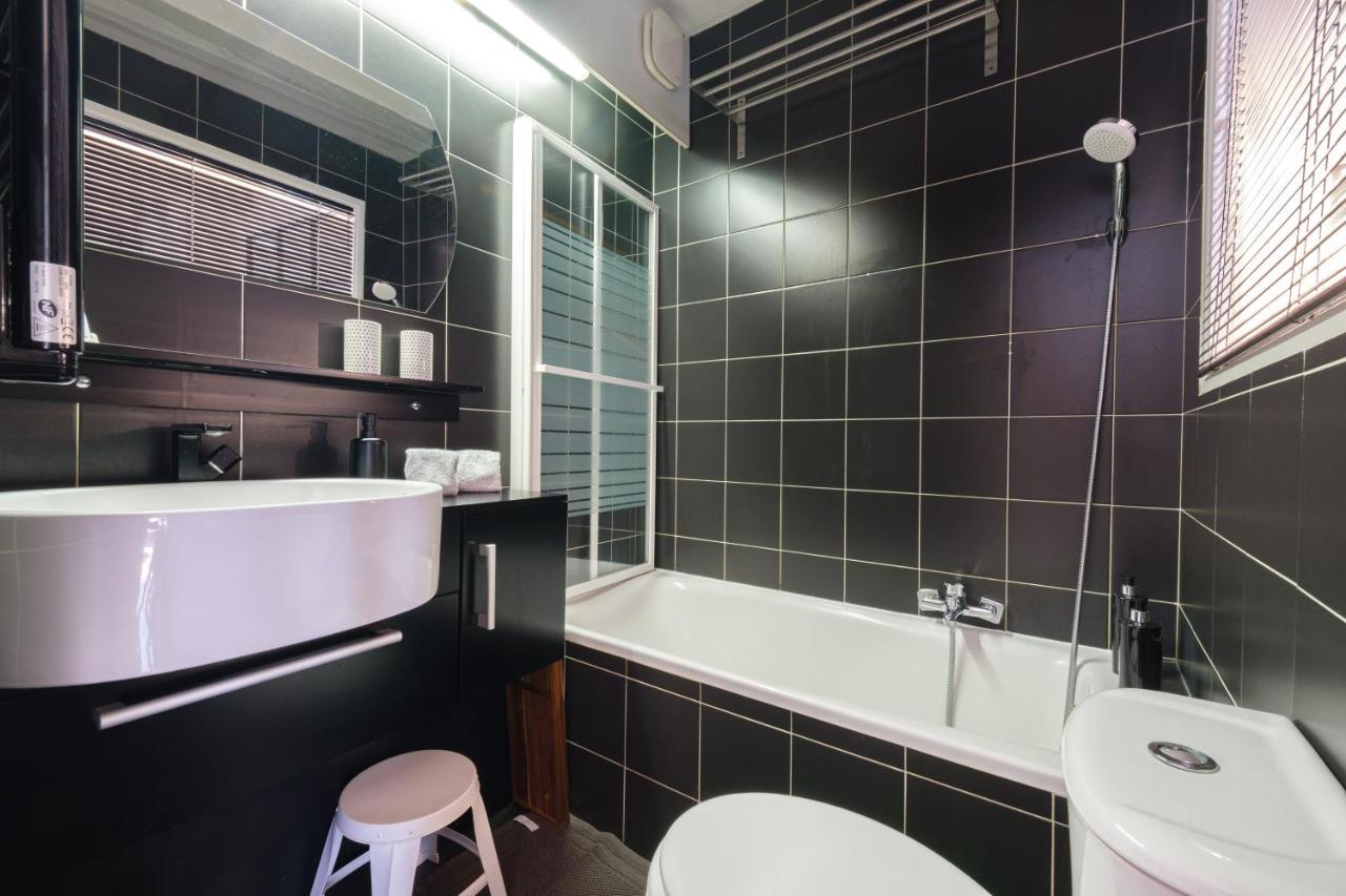 Au Grey D'Annecy, Studio Cosy Au Coeur De La Ville Bagian luar foto
