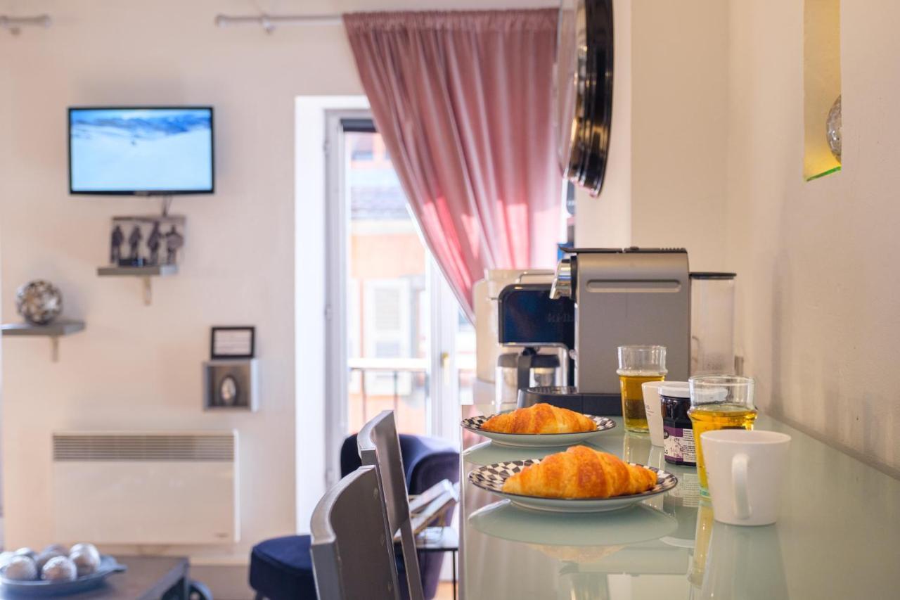 Au Grey D'Annecy, Studio Cosy Au Coeur De La Ville Bagian luar foto